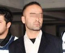 İşsiz kalınca 4 otomobili yaktı