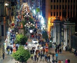 İstiklal Caddesi'nde arama