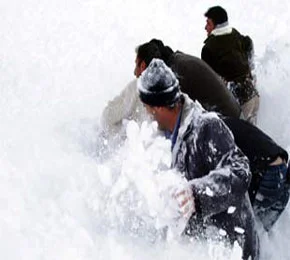 İtalya'da çığ: 6 ölü