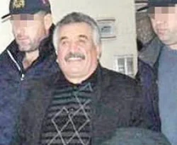 KCK'yi protesto için yol kestiler