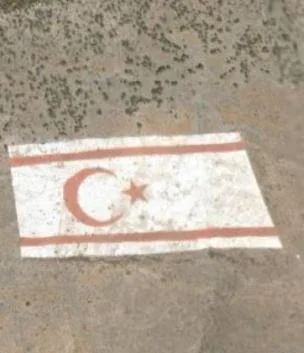 KKTC bayrağı için "Hilkat Garibesi" dedi.