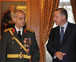 Komutanlarla Başbakanlık'ta üç saatlik zirve