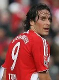 Luca Toni, AS Roma yolunda