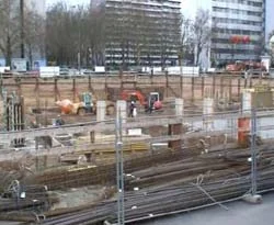 Lyon cami yapımına "dur" dedi.