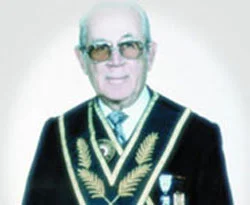 Masonların üstad-ı azamı vefat etti