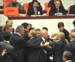 Mecliste "idam" tartışması