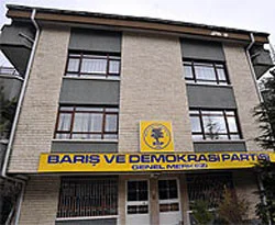 Polis BDP Genel Merkezi'nde