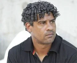 Rijkaard yönetime rest çekti