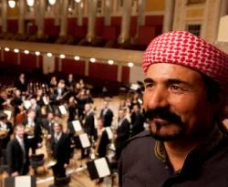 Şivan Perver'den barış ve kardeşlik konseri