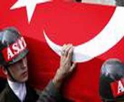 ''Sivil araçta şehit oldular''