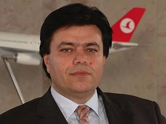 THY'de şok istifa