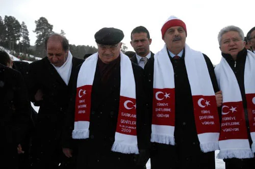 Türkiye, Sarıkamış Şehitleri'ne yürüdü