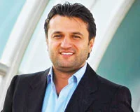 Uygun adım İran