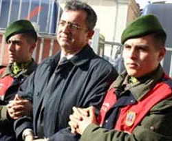 Yarbay Dönmez'e 5 yıla kadar hapis