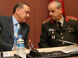 YAŞ'ta iki askeri personel ihraç edildi