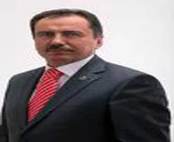 Yazıcıoğlu'nun ödülünü alırken ağladı