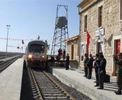 Yıldırım, TCDD'deki 'açığa alma'ya açıklık getirdi