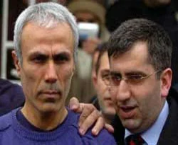 Ağca'nın avukatı azledildi