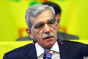 Ahmet Türk'e mahalle baskısı