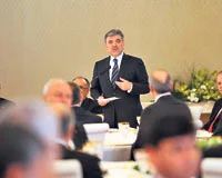 Ayrım yapmaksızın herkesi kucaklayın