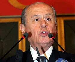 Bahçeli Ülkücü gençleri uyardı