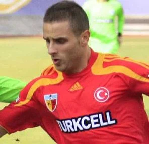 Bilal Aziz Kayseri'den ayrıldı
