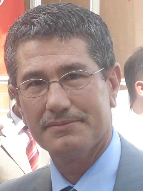 'CHP çetelerin avukatlığını yapıyor'