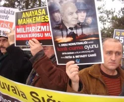 Çorum'da darbe planları protesto edildi