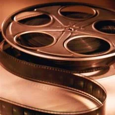 Doğu ve Batı bu filmde