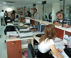Eşi çalışan memura kötü haber
