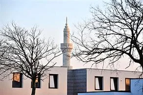 Fransa'da Türkler cami yaptırdı