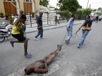 Haiti'den vahşet görüntüleri