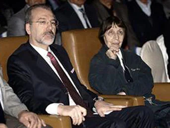 Hulki Cevizoğlu partiden istifa etti