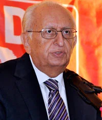 Hüsamettin Cindoruk'un canını sıkan durum