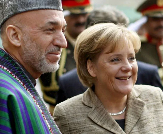 Merkel: Afganistan'a yardım sürmeli
