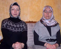 Misafirhanede başörtü skandalı