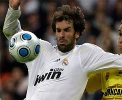 Nistelrooy'dan Türkiye'ye veto