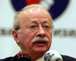 Oktay Ekşi'nin yeğenini vurdular