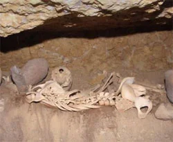 Piramitleri yapan işçilerin mezarları