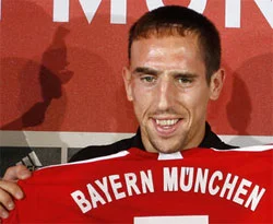 Ribery yine sakatlandı