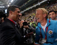 Rijkaard ve Daum kendini garantiye almış