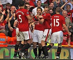 THY, Manchester United'a sponsor oldu