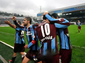Trabzon'da fırtına başladı