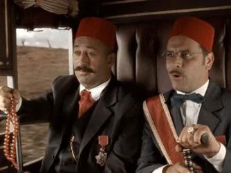 Yahşi Batı Batı hayranlığıyla alay ediyor