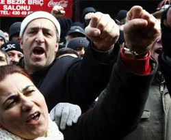 '4-C'yi kabul etmezlerse işsiz kalırlar'
