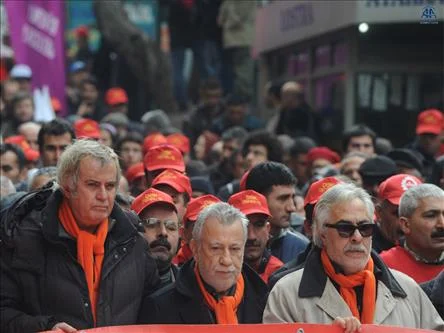 Ankara'da TEKEL'e destek eylemi