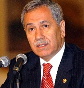 Arınç, Sakık'ın iddiaları için cevap isteği