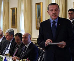 Başbakan çıkıştı: Gözünüz kör mü?