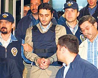 "Başörtüsüyle falan ilgimiz yok"