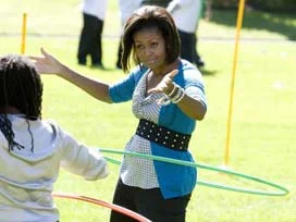 Bayan Obama'dan obeziteye savaş